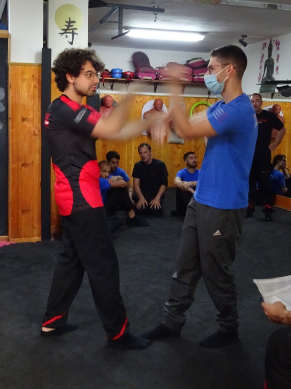 Kung Fu Academy di Sifu Mezzone Arti Marziali e palestra di Sport da Combattimento Wing Chun Weng Chun Tjun Tai Chi Taijiquan Qigong Sanda Difesa Personale (163)